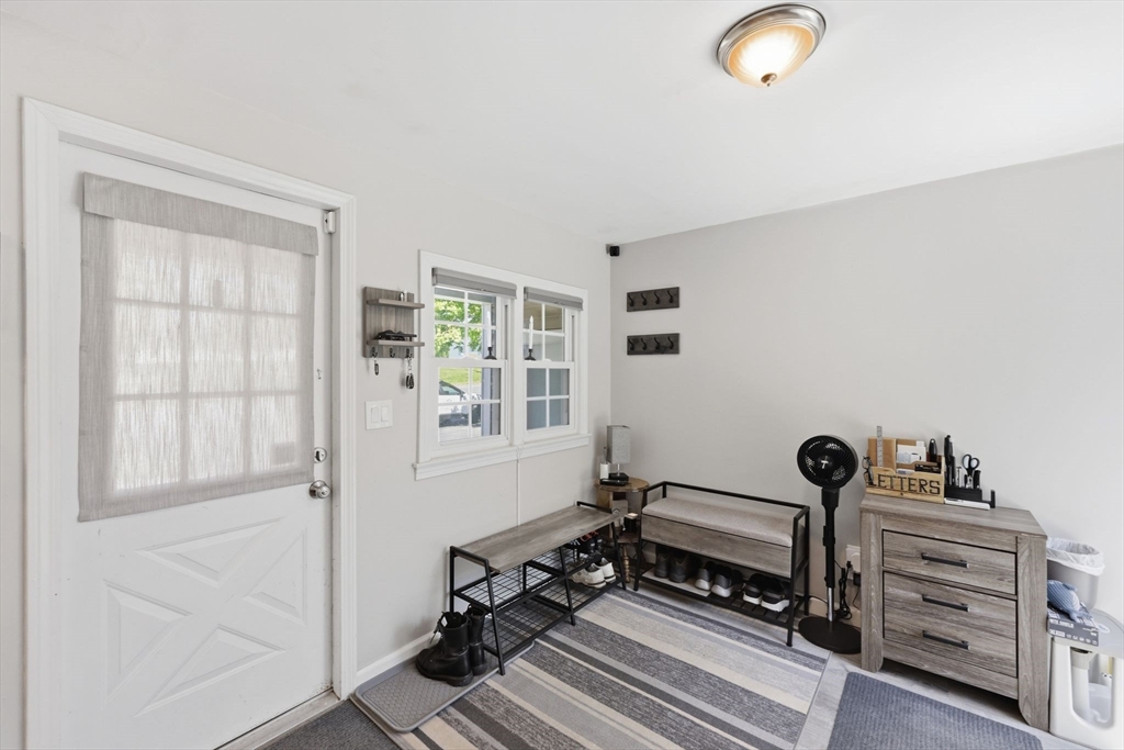 983 Shoemaker Ln, Agawam, MA Photo #13
