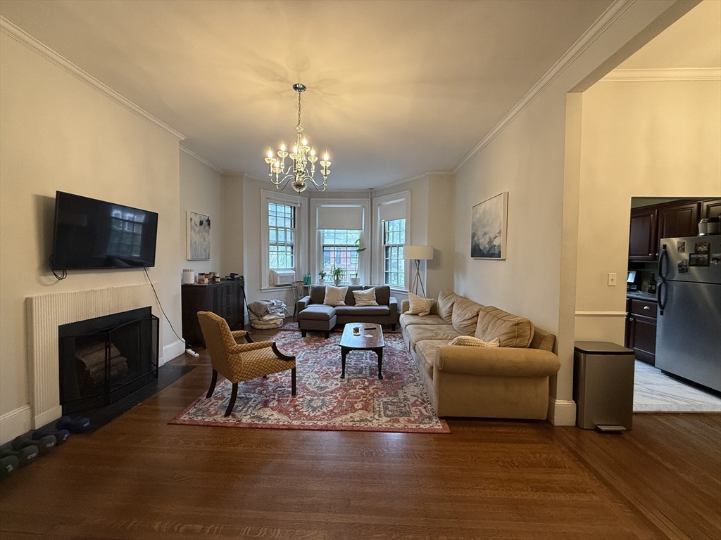 236 Marlborough St 4
