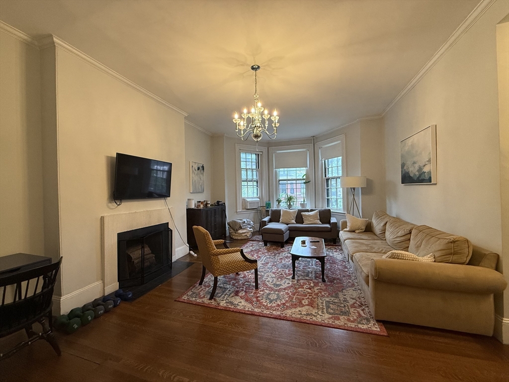 236 Marlborough St 4