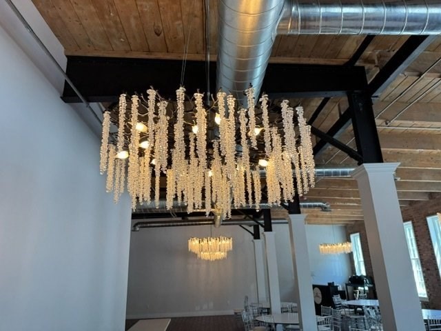 123 Centre Ave