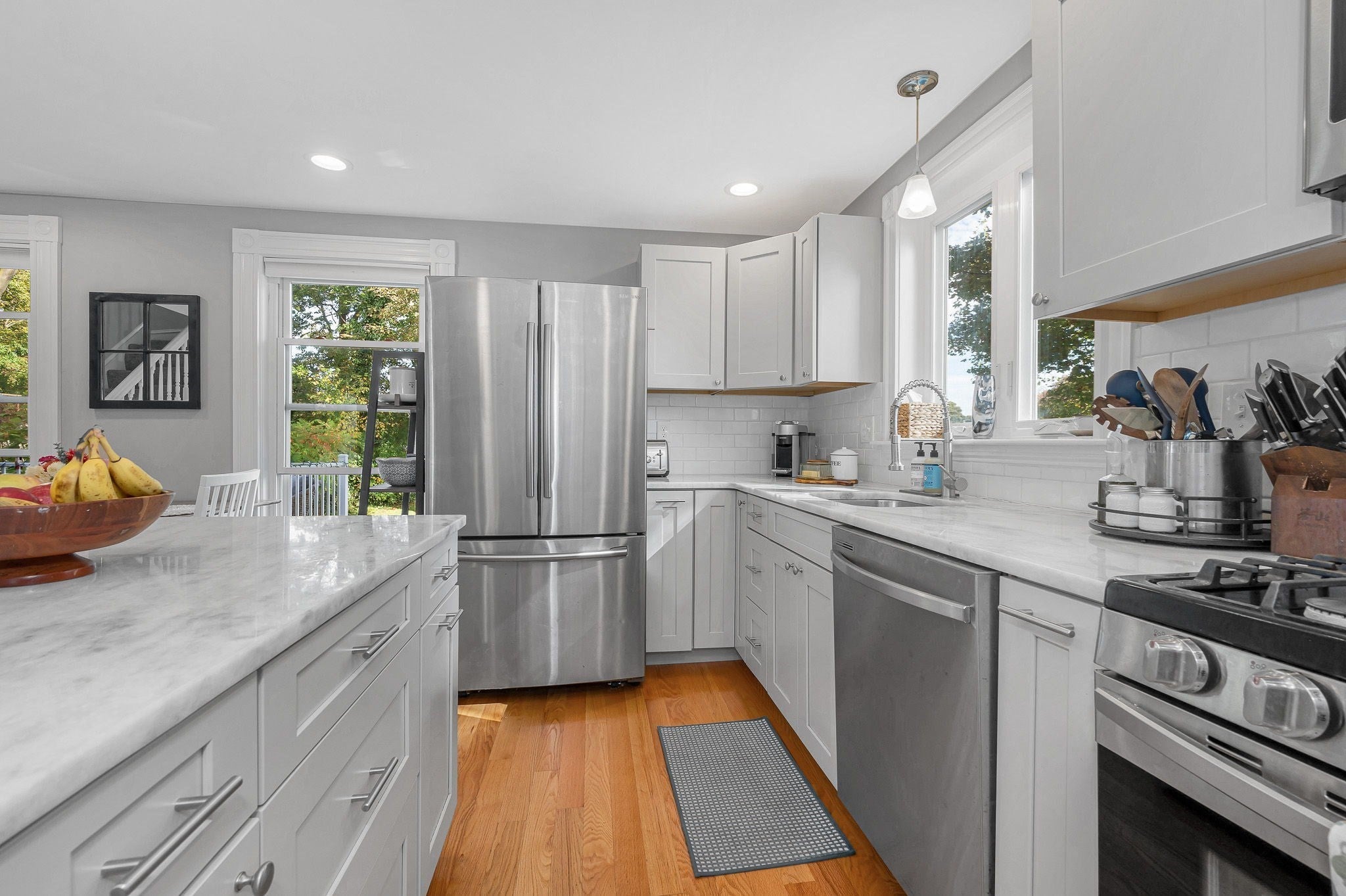 19 Eastern Ave, Beverly, MA Photo #10