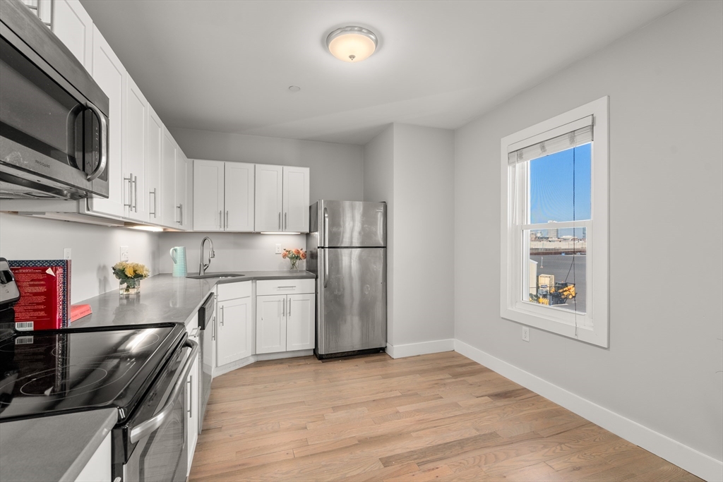 543 Dorchester Ave 5