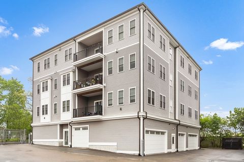 72 E Central St 301 Franklin MA 02038