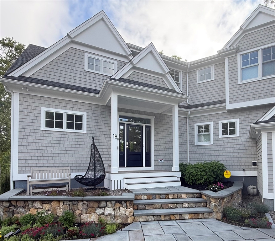 18 Spoondrift Cir