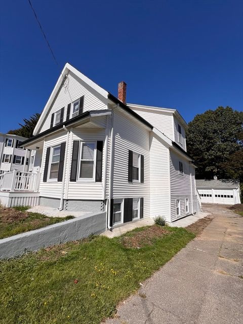 69 Vine St Brockton MA 02301