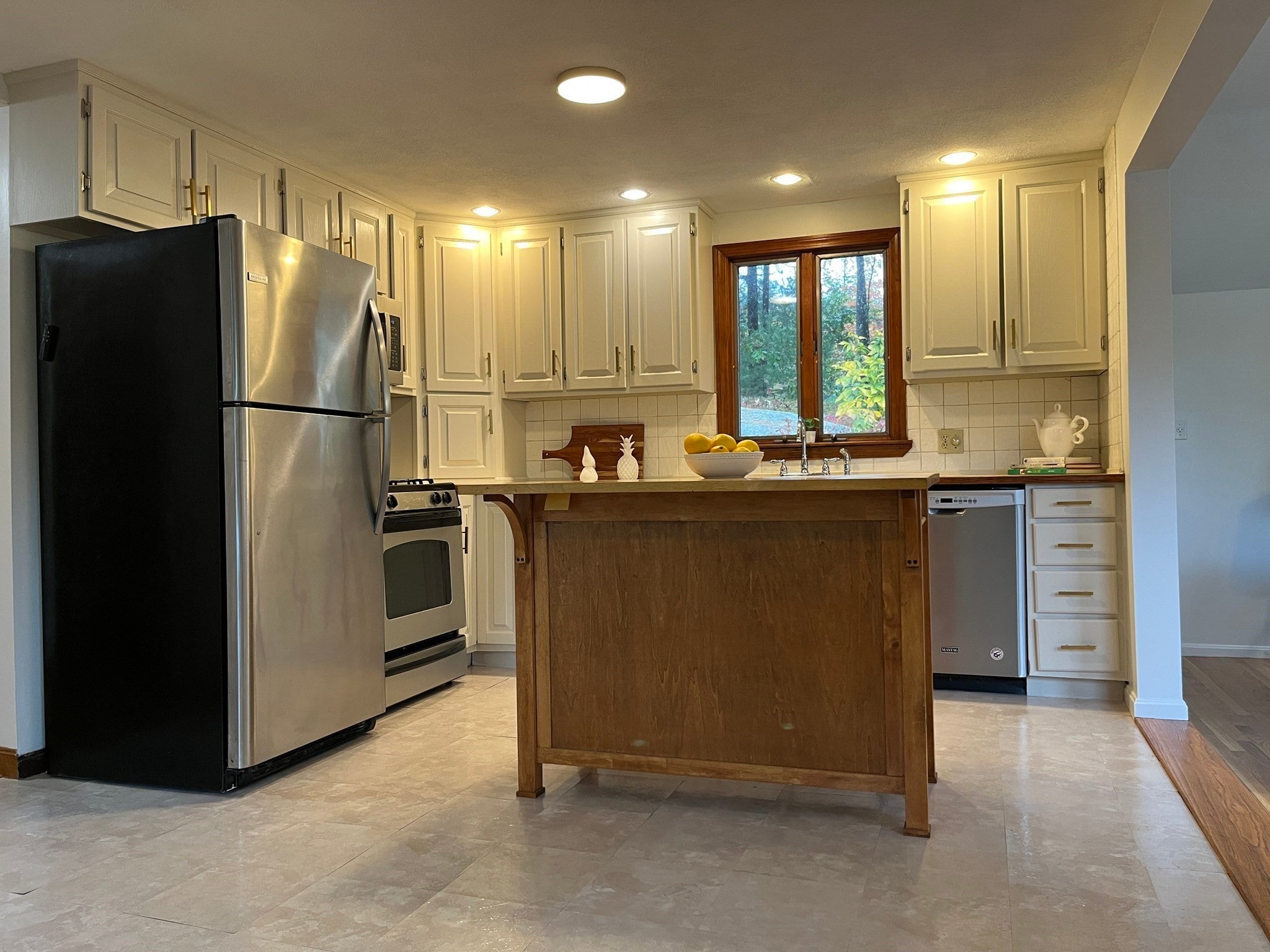10 Pelham St, Billerica, MA Photo #6