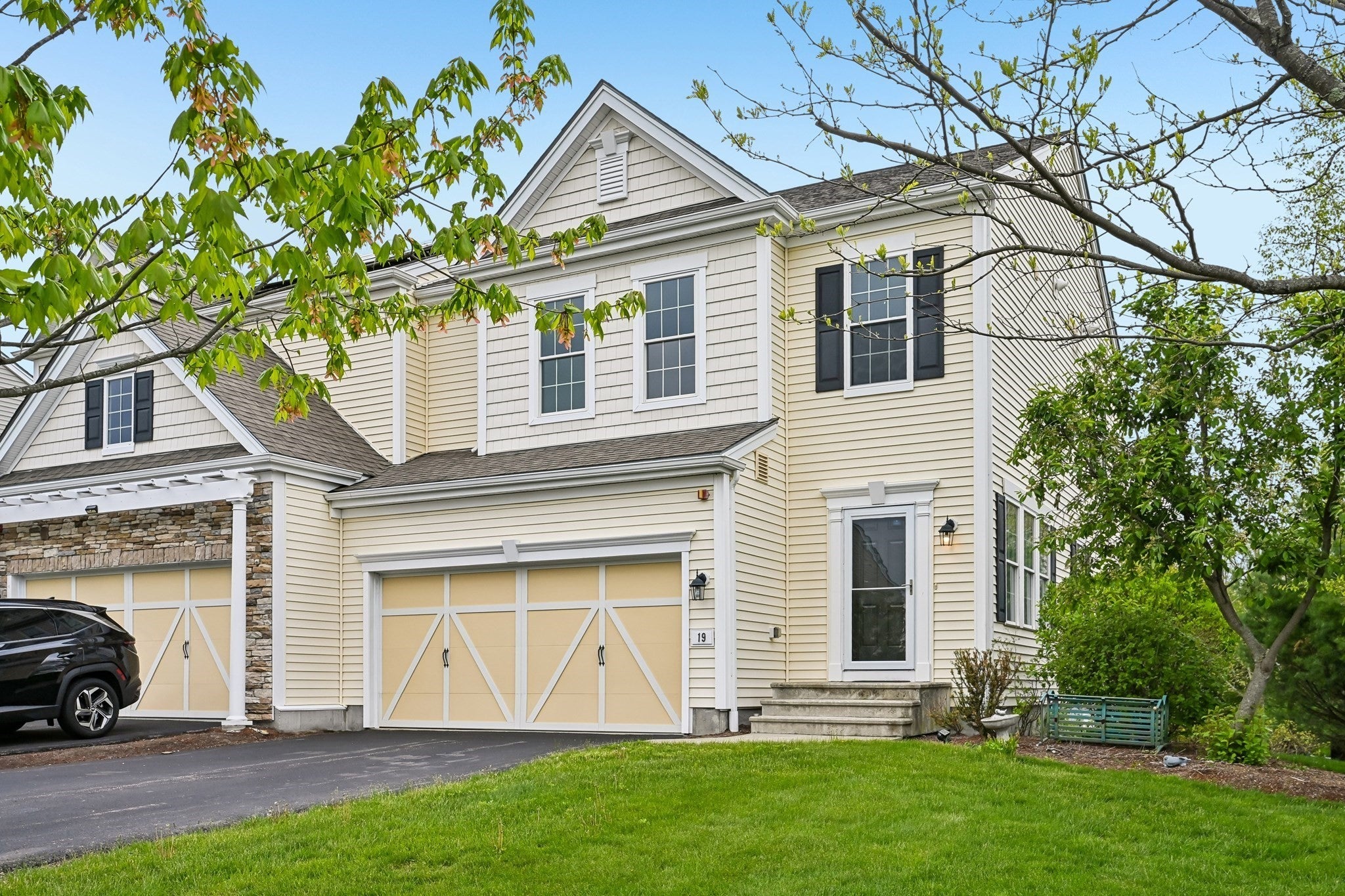 19 Crispwater Way
