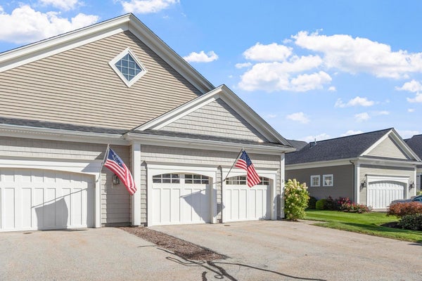 5 LYDIAS WAY # 5, NORTHBOROUGH, MA 01532 - Image 82fb2e18d05edbd03931e564c85f6a4e/349608966
