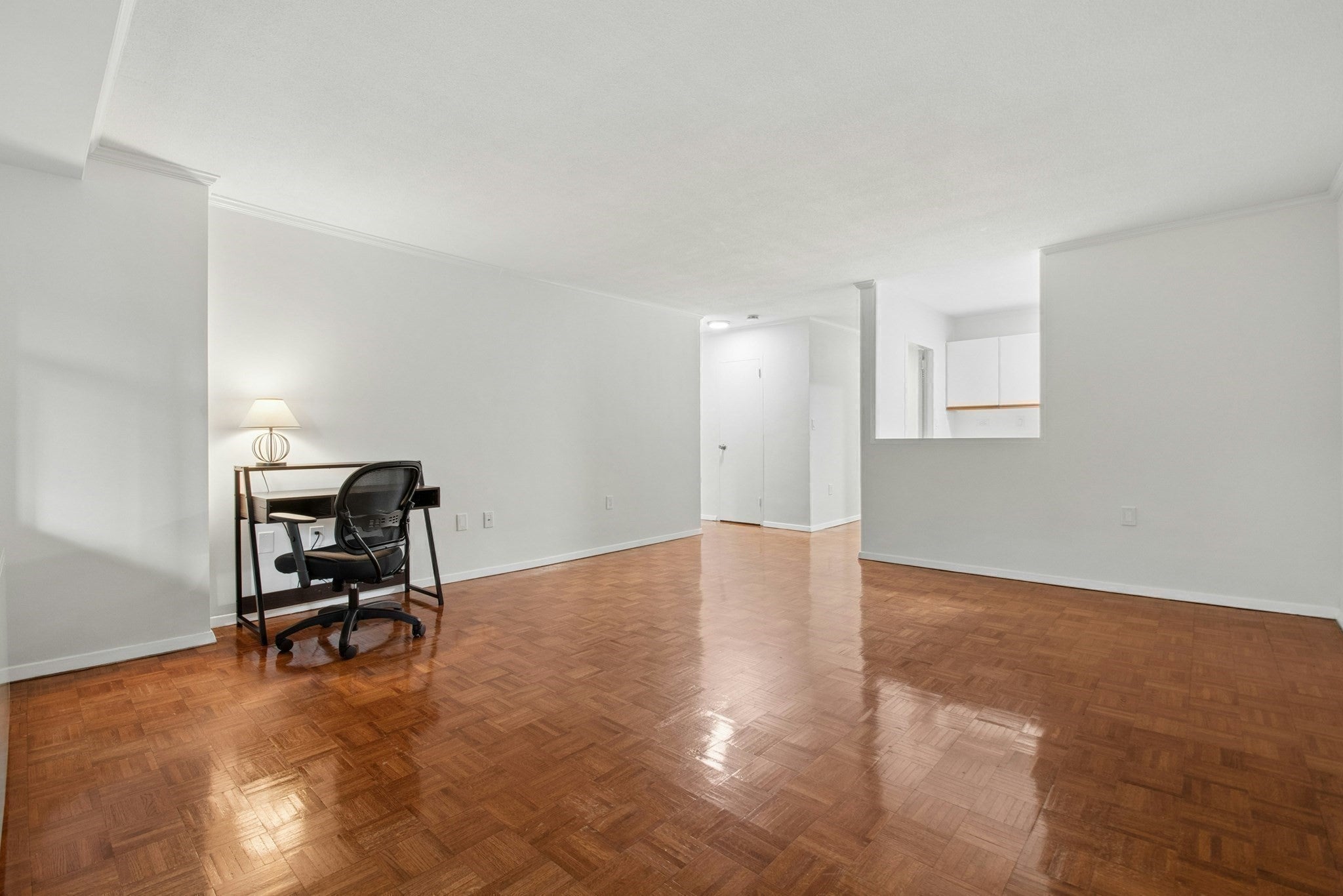 9 Hawthorne Pl 2C