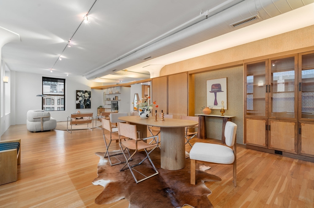 453 Washington St 11E