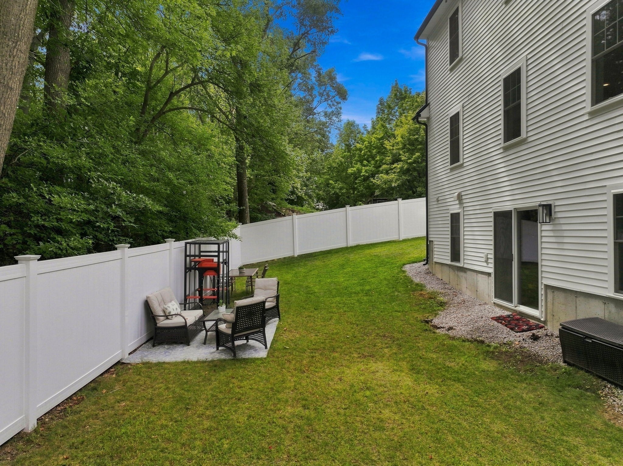 24 Locust St, Salisbury, MA Photo #29