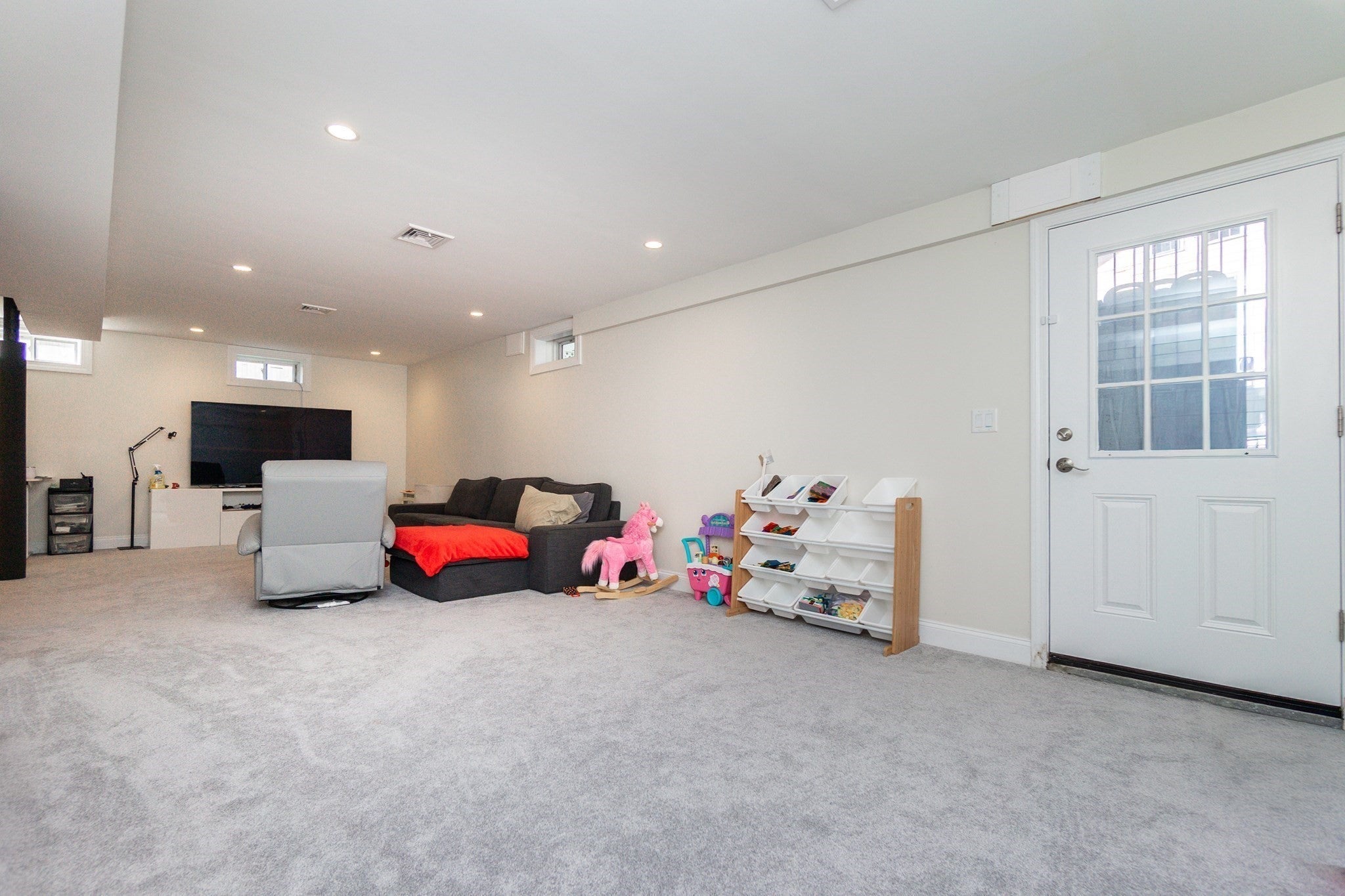 51 Phillips ST #51, Watertown, MA, 51 Phillips ST #51, Watertown, MA Photo #24