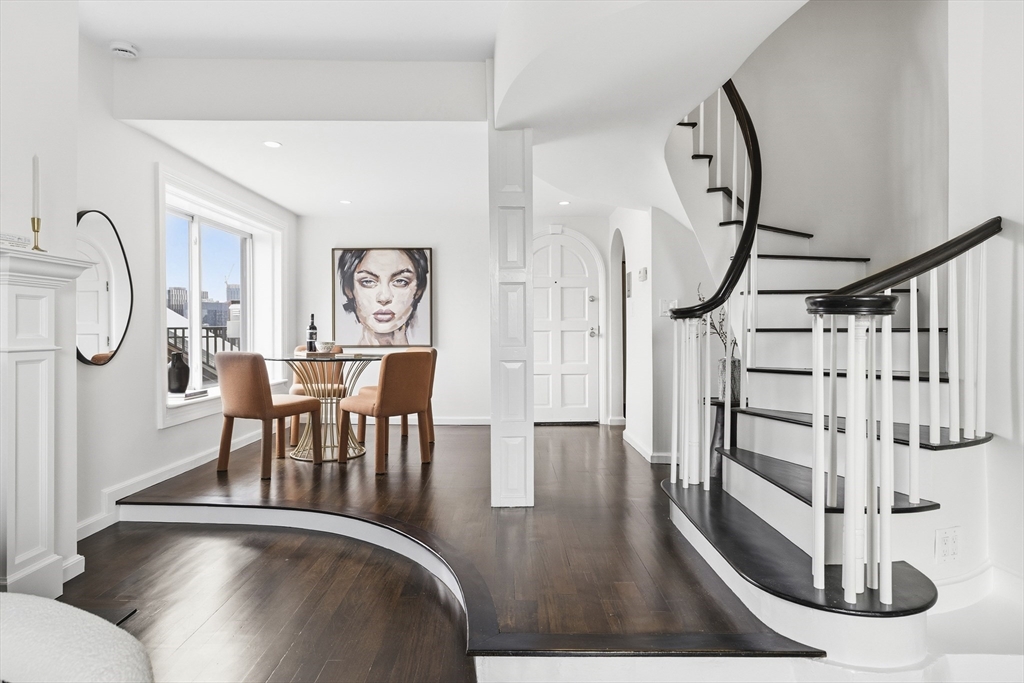 124 Beacon PH1
