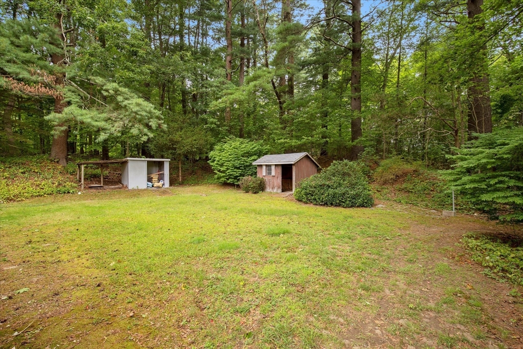 34 Carleton Rd