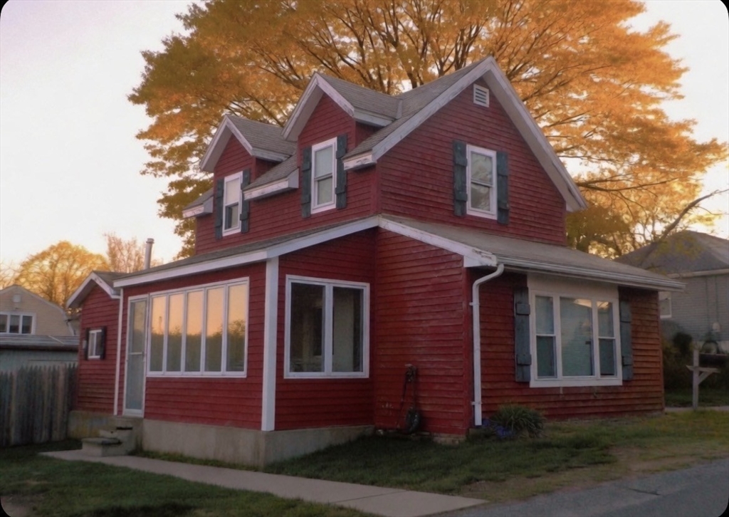 85 Maplewood Ave