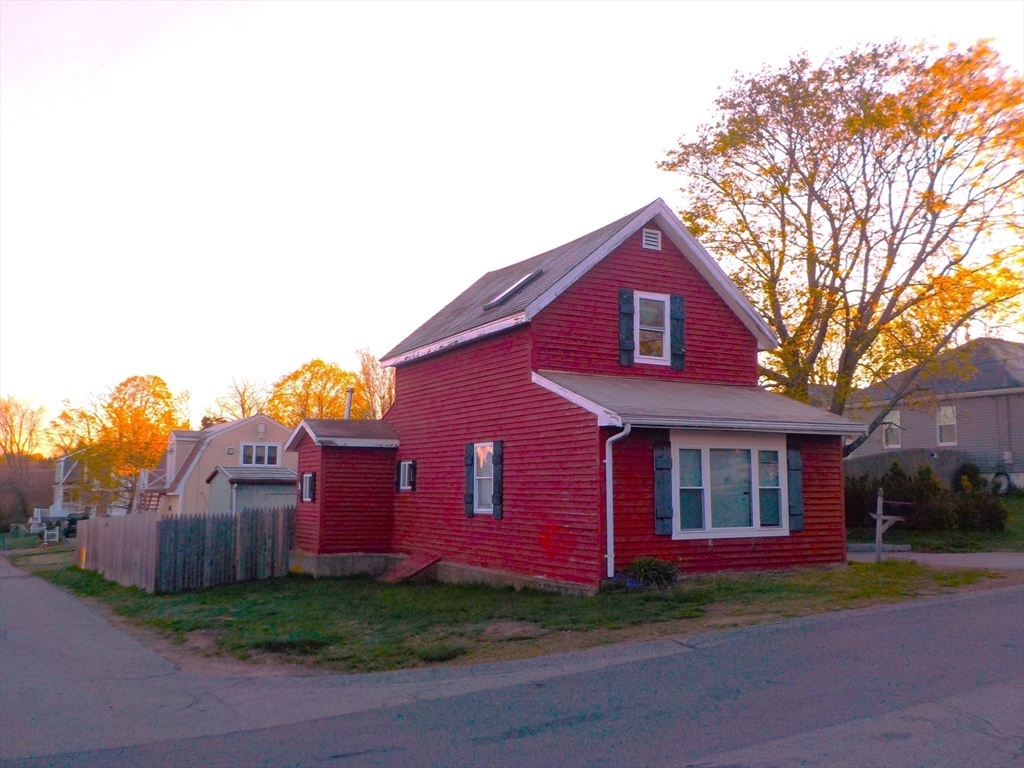 85 Maplewood Ave