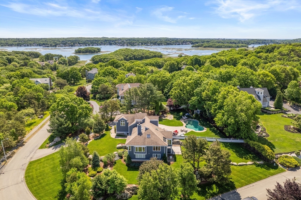 8 Schooner Ridge
