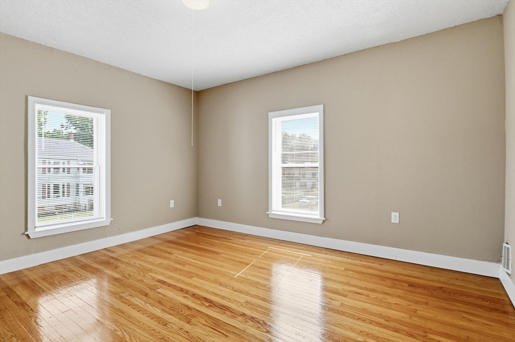 34 W School St, Westfield, MA, 34 W School St, Westfield, MA Photo #18