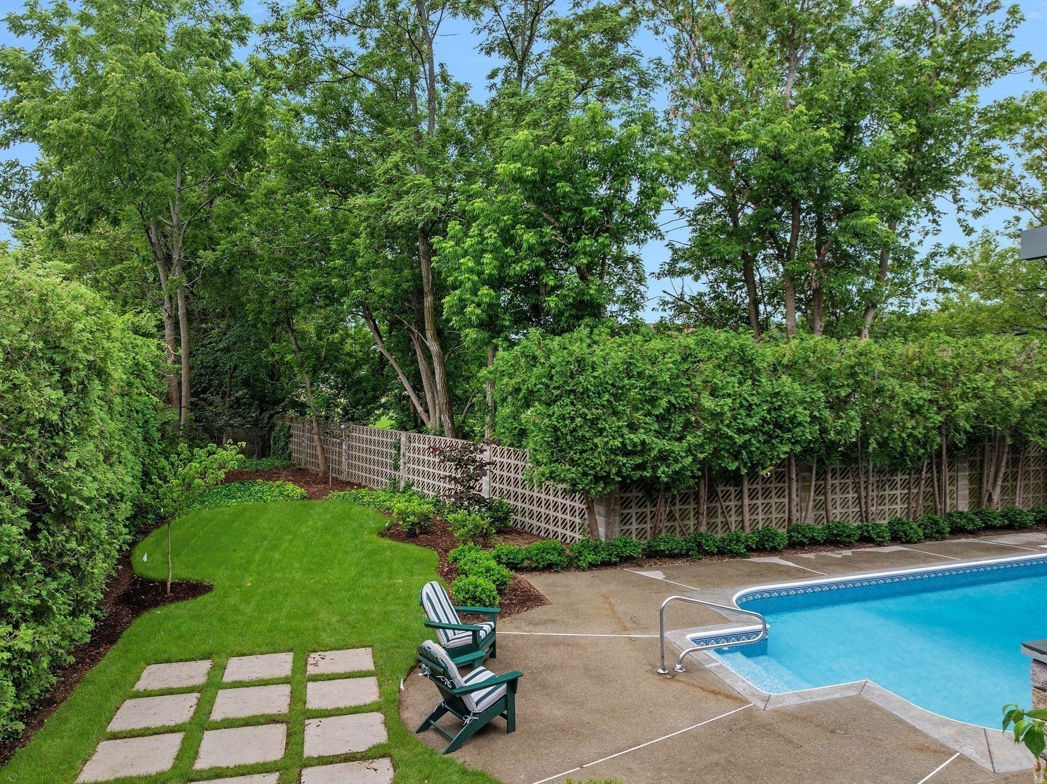 14 Maxcy Dr, Providence, RI Photo #34