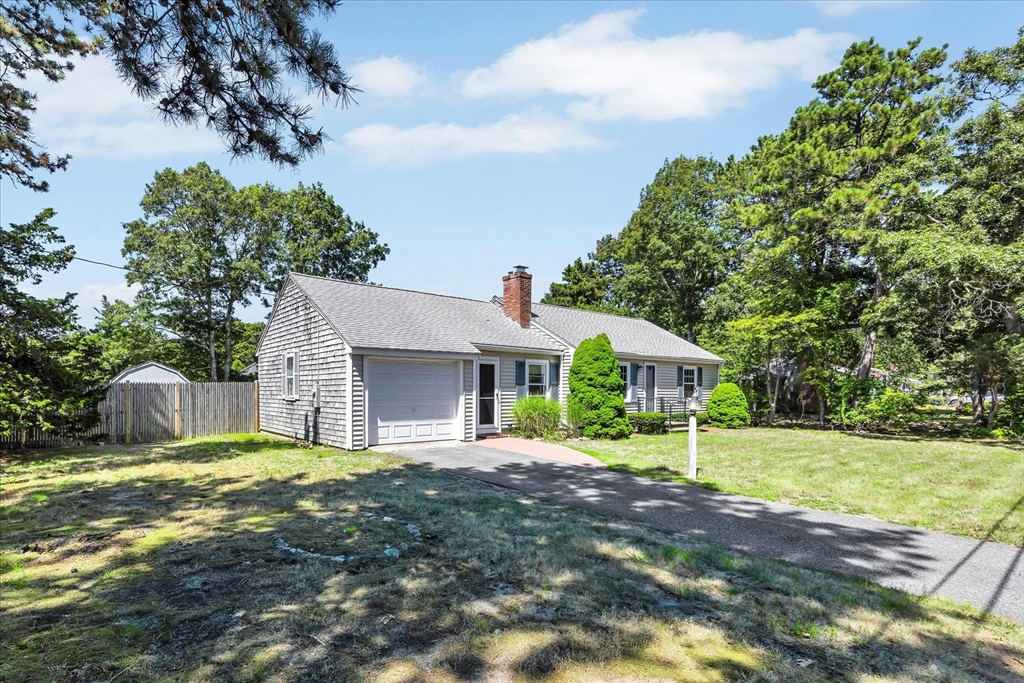 41 Yelverton Ln