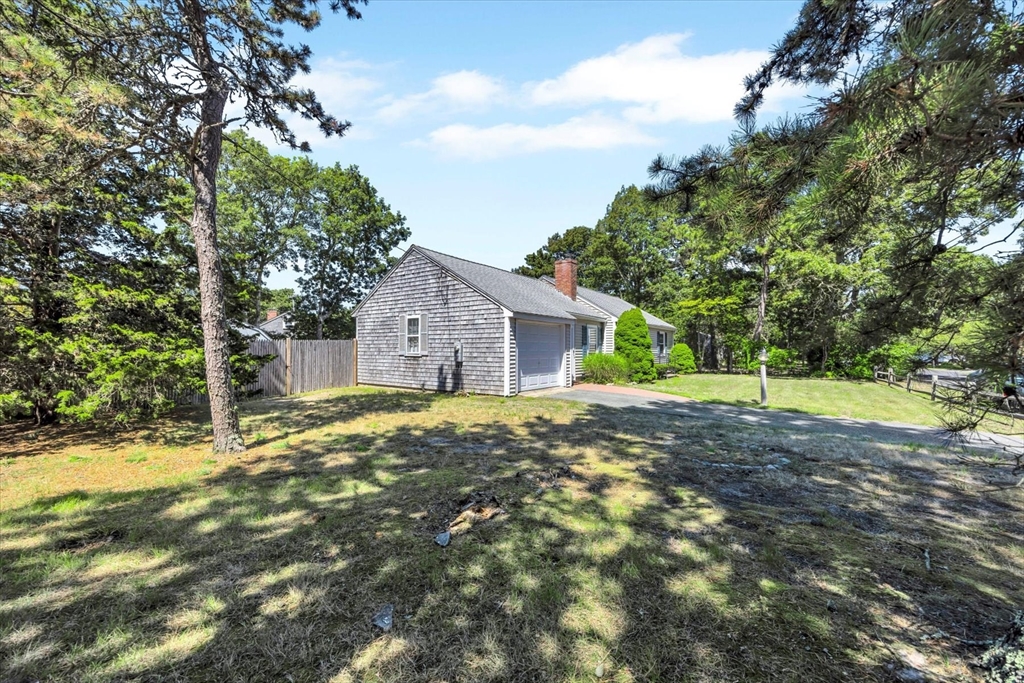 41 Yelverton Ln