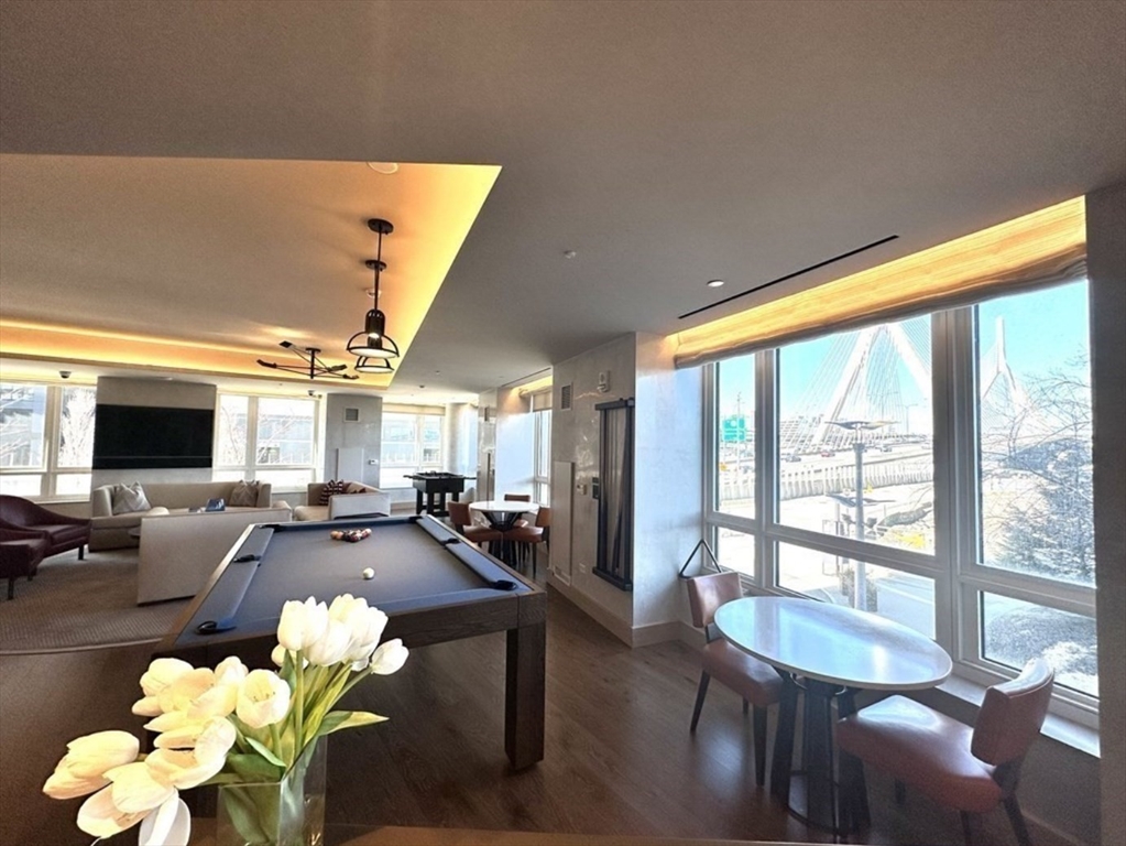 Boston, Massachusetts 02114, United States, ,1 BathroomBathrooms,Residential,Active,195349