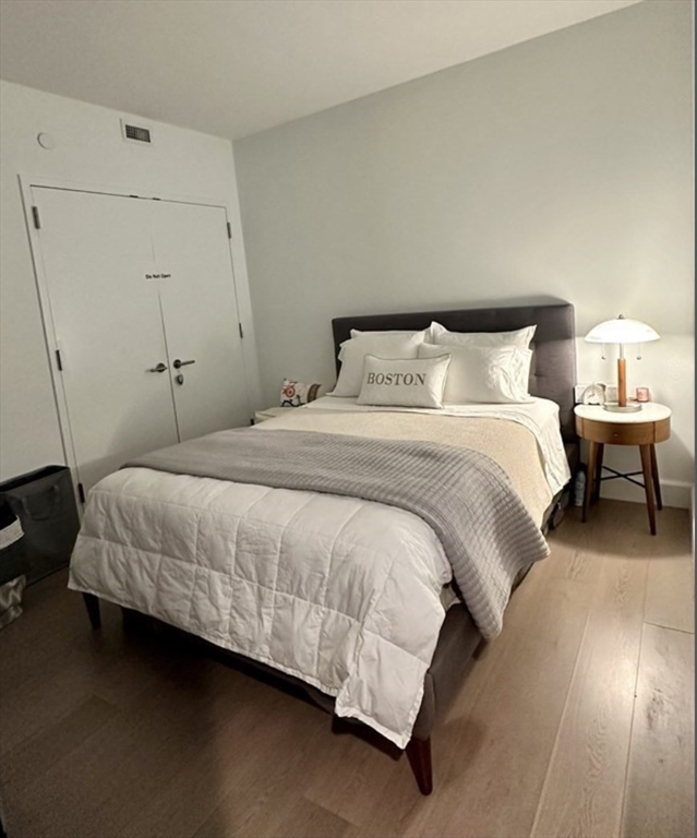 Boston, Massachusetts 02114, United States, ,1 BathroomBathrooms,Residential,Active,195349