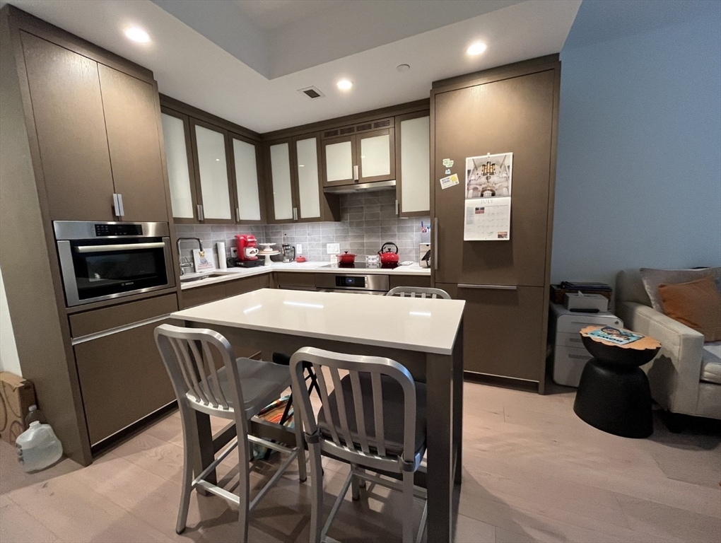 Boston, Massachusetts 02114, United States, ,1 BathroomBathrooms,Residential,Active,195349