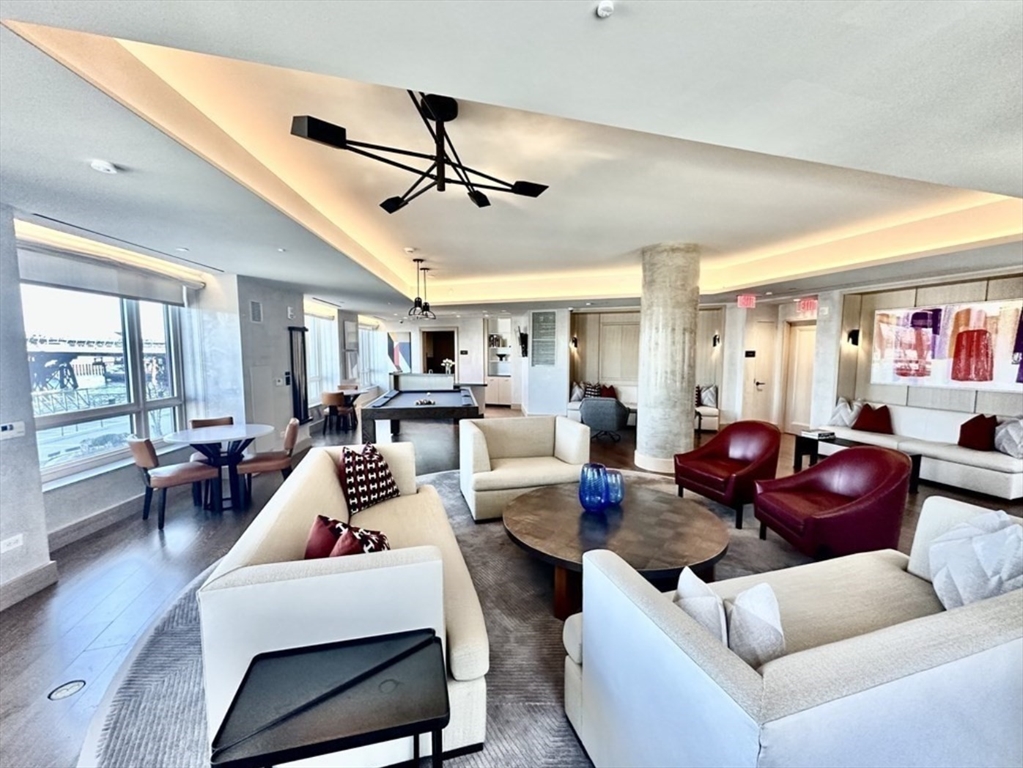 Boston, Massachusetts 02114, United States, ,1 BathroomBathrooms,Residential,Active,195349