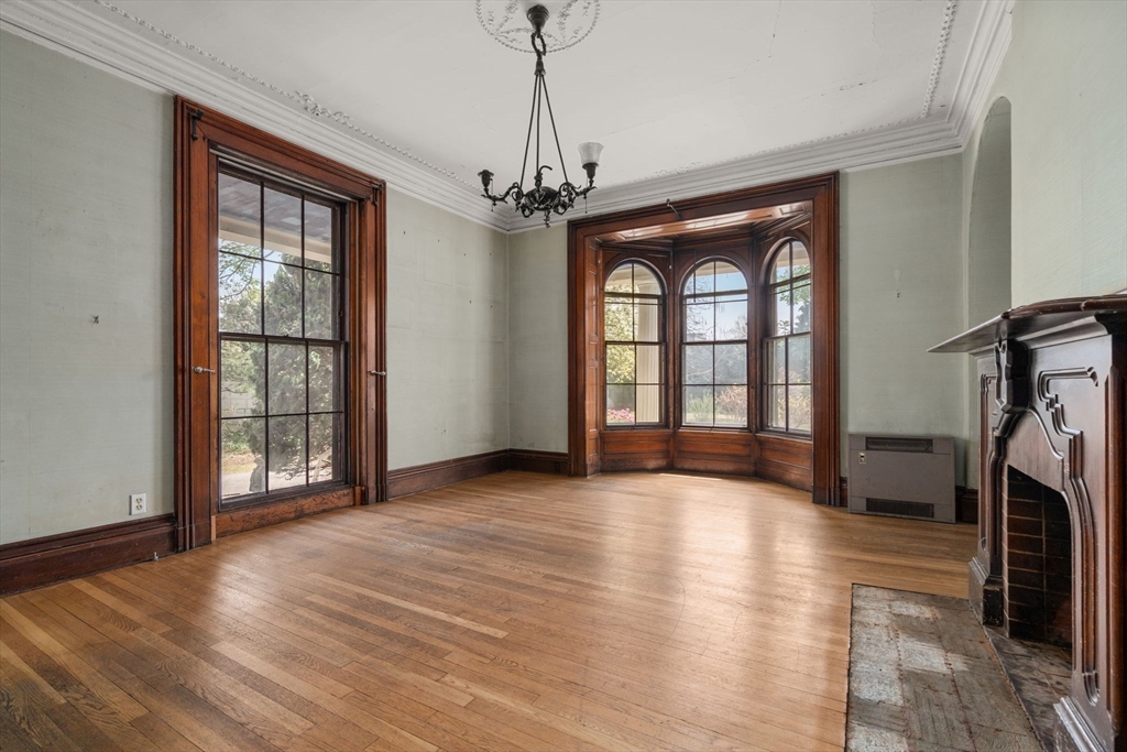 19 Linden Street, Brookline, MA Photo #9