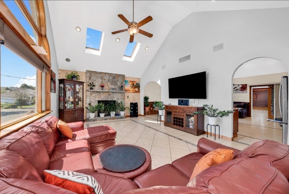 33 Tedford Ave, Revere, MA, 33 Tedford Ave, Revere, MA Photo #8