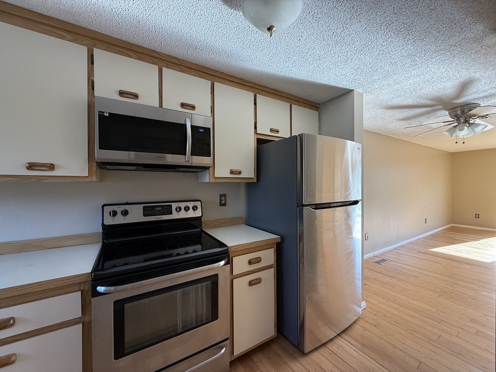 922 Fox Hollow 922