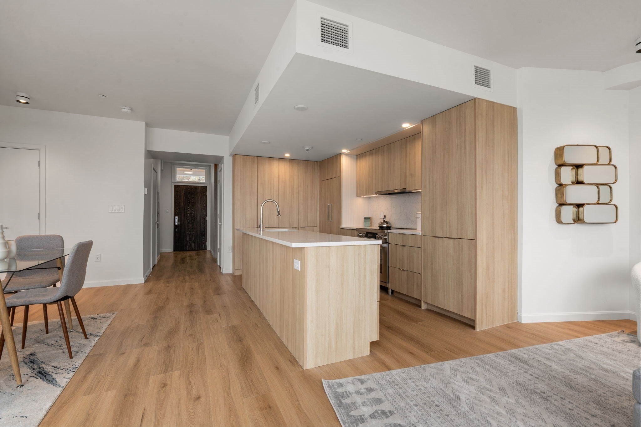 120 Nantasket 304