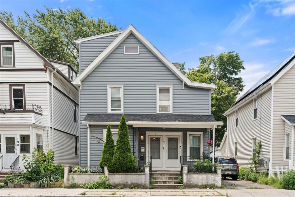 192 Pearl St