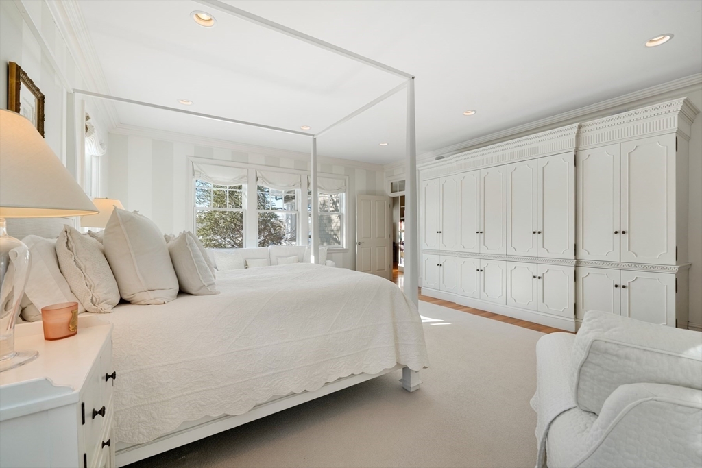 Barnstable, Massachusetts 02655, United States, 5 Bedrooms Bedrooms, ,6 BathroomsBathrooms,Residential,Active,98819