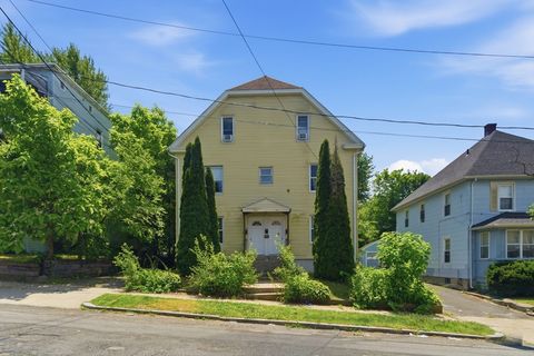 Photo of 1391-1391 Worcester St #1st Fl, Springfield, MA 01105 (MLS # 73535389)
