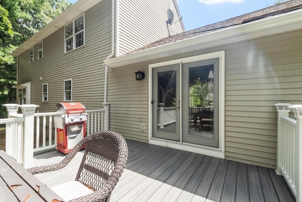 30 Twin Diamond Dr, Bridgewater, MA Photo #27