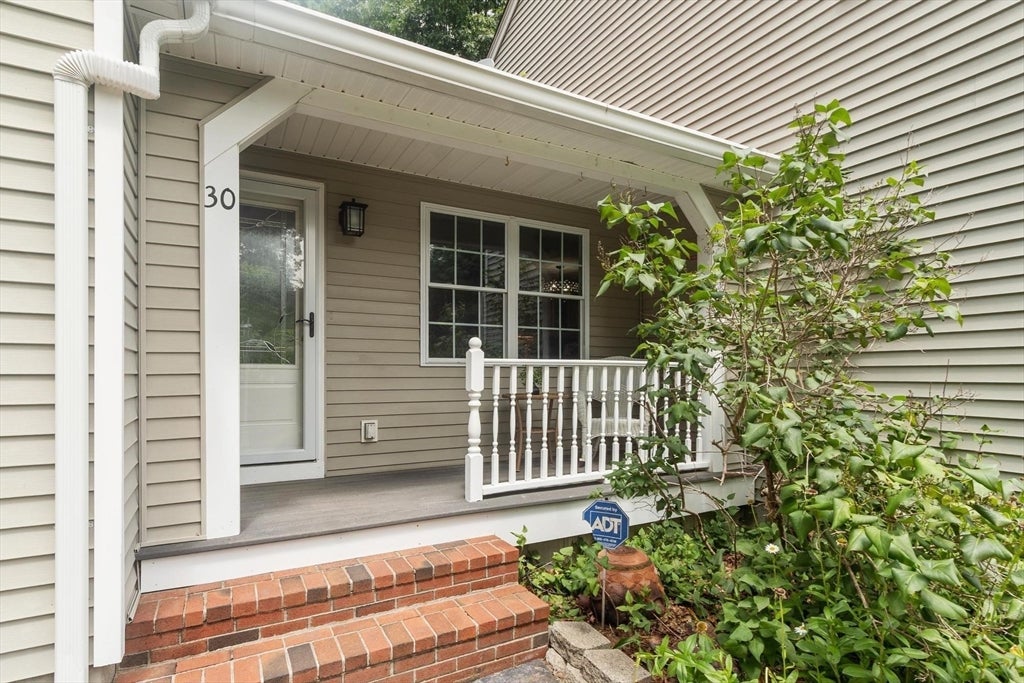 30 Twin Diamond Dr, Bridgewater, MA Photo #2