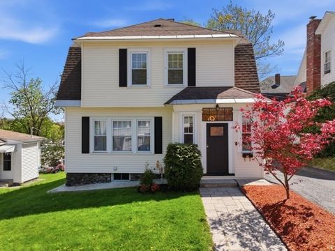 Photo of 64 Park Terrace Rd, Worcester, MA 01604 (MLS # 73515026)