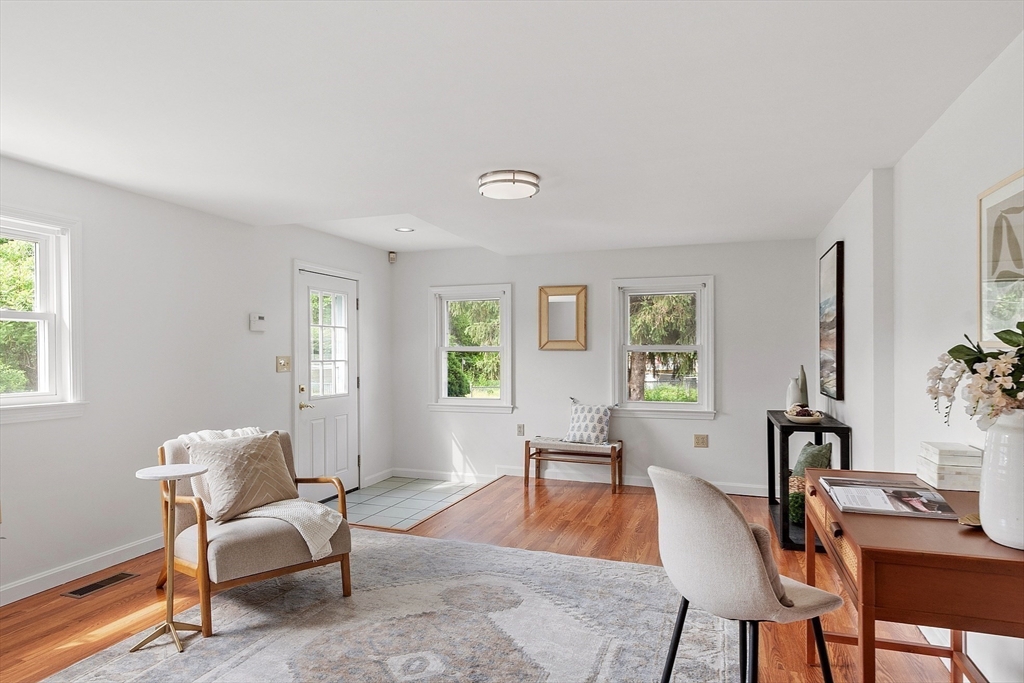 25 Taplin Ave