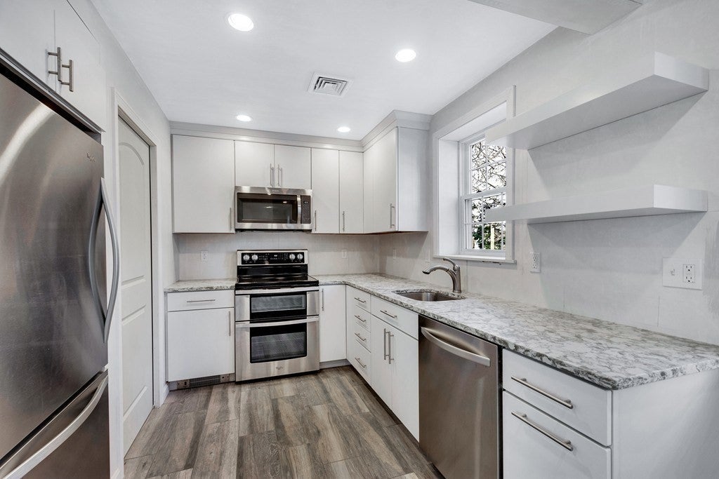 969 Chestnut Street #B, Newton, MA, 969 Chestnut Street #B, Newton, MA Photo #2