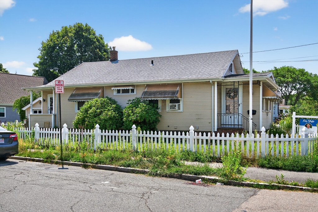 908 Southern Artery