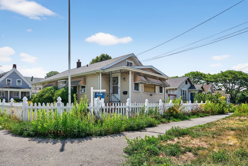 908 Southern Artery