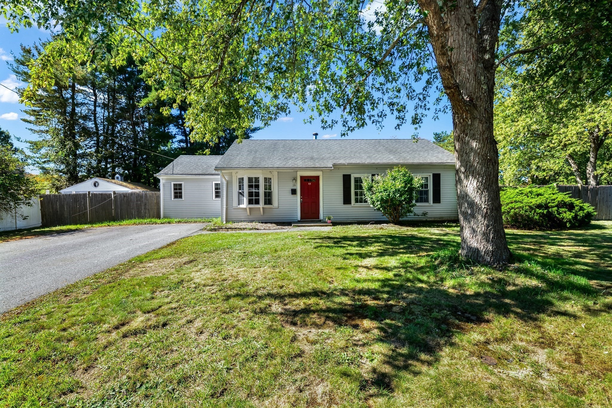 28 Hogg Memorial Dr, Whitman, MA Photo #26