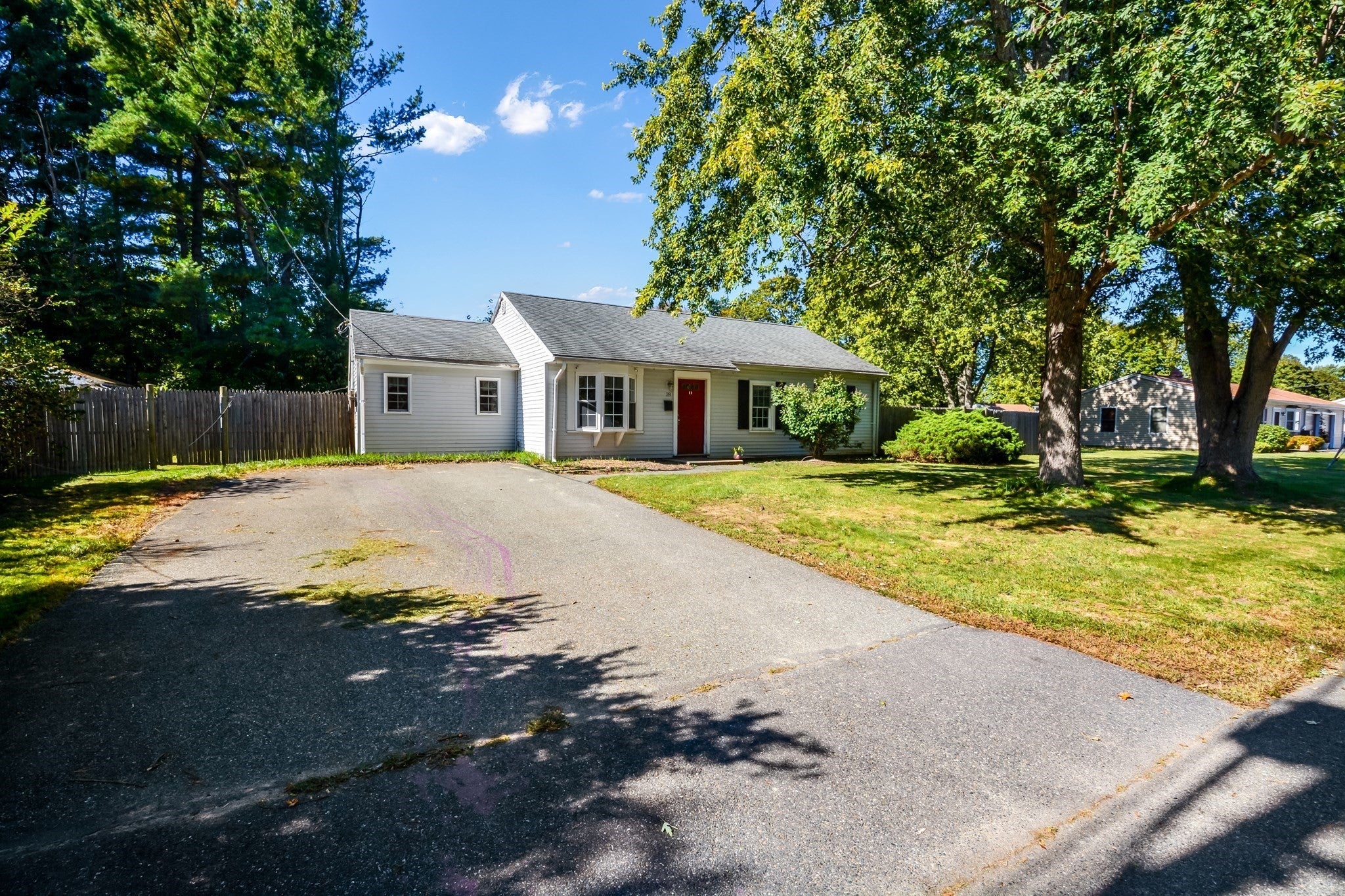 28 Hogg Memorial Dr, Whitman, MA Photo #25