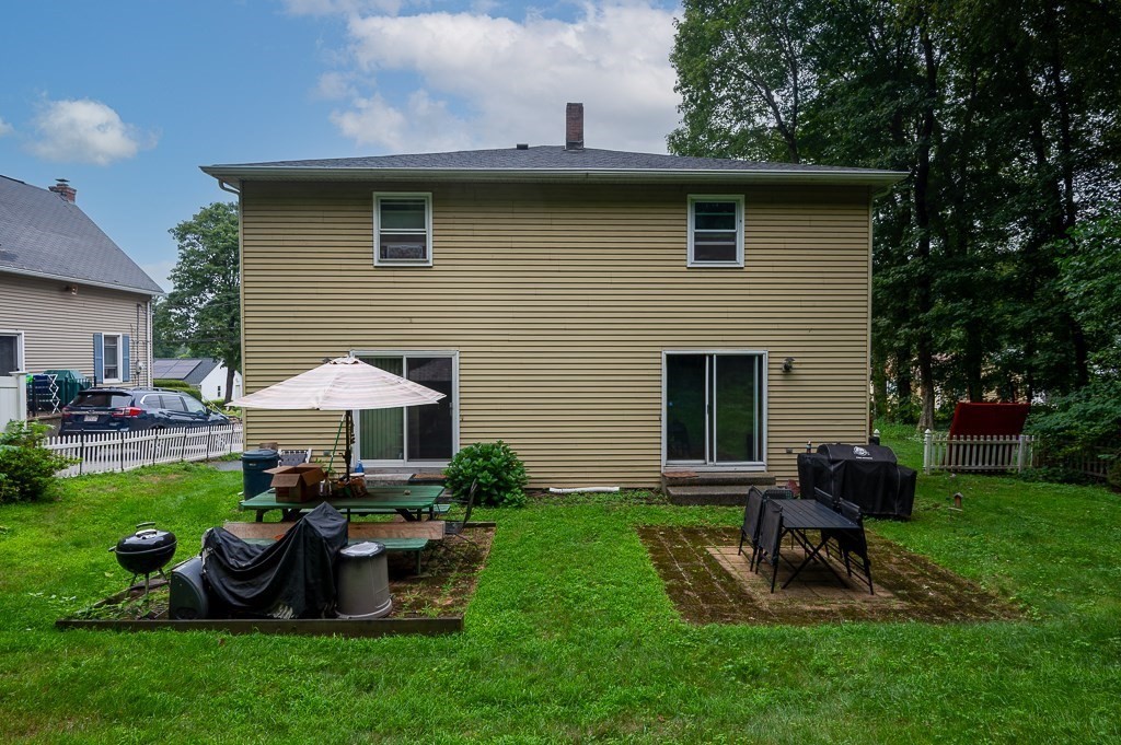 66 Locust Ave