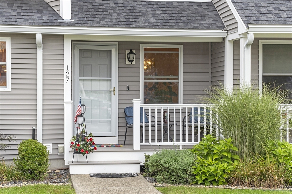 127 Bayberry Hill Ln 127