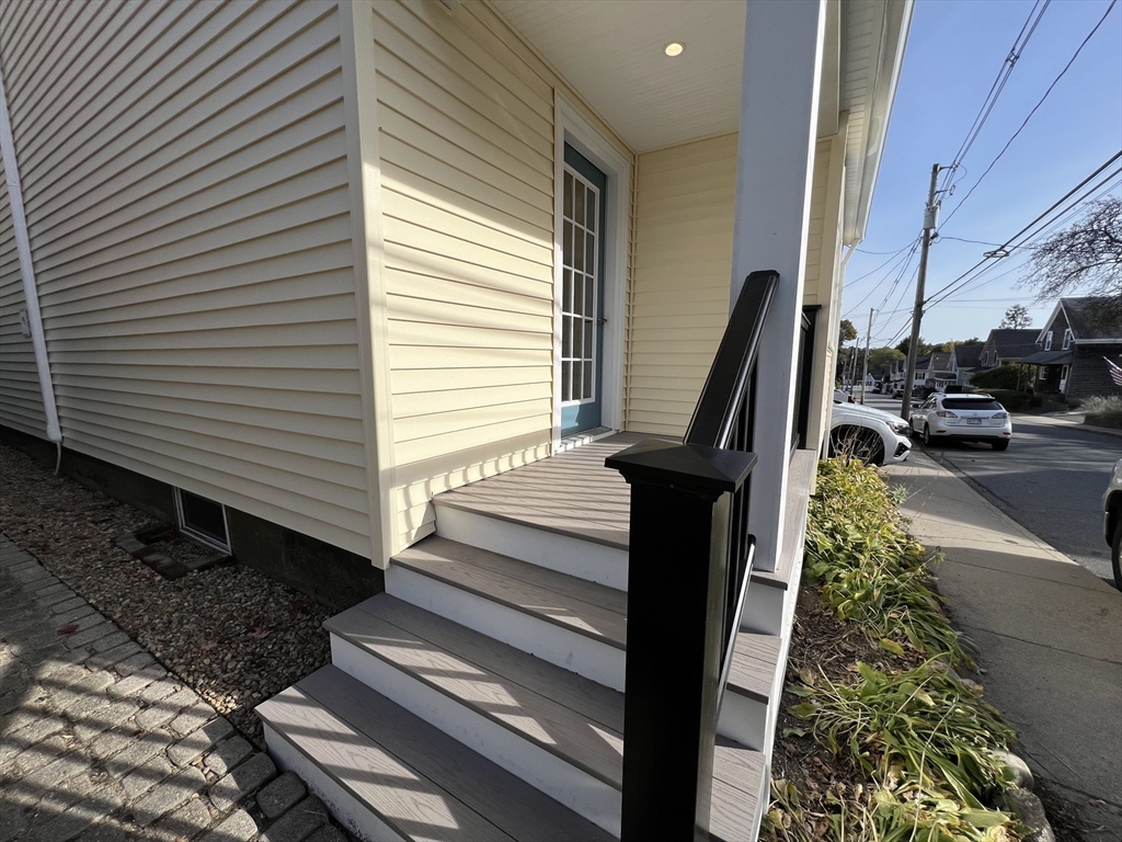 21 Brownville Ave