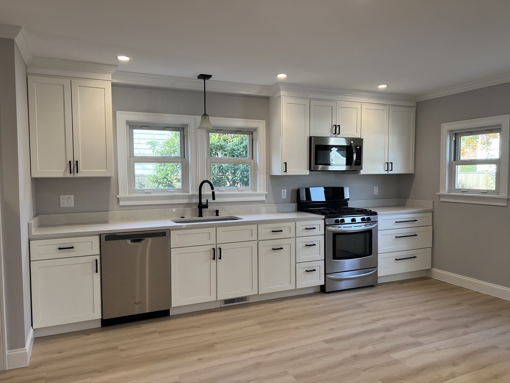21 Brownville Ave