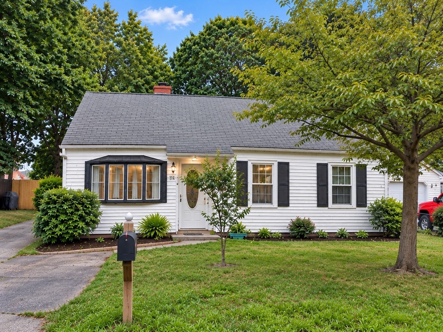 19 Rayburn Rd, Stoughton, MA, 19 Rayburn Rd, Stoughton, MA Photo #1